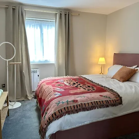 Central Modern Apartment With Free Parking. Located In York'S Historical Building Exterior photo